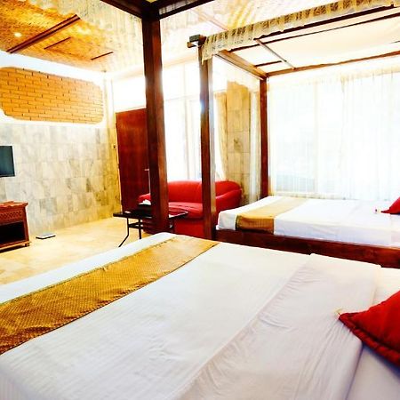 Puri Wisata Balinese Style Hotel スミニャック 部屋 写真
